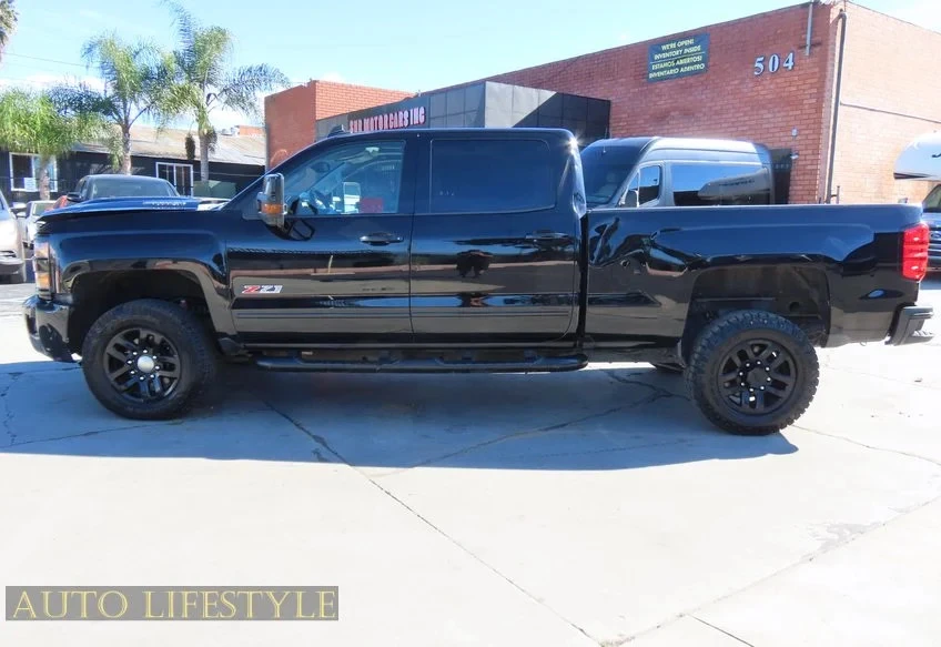 2017 Chevrolet Silverado Heavy Duty 2nd Gen - Image 5 of 21