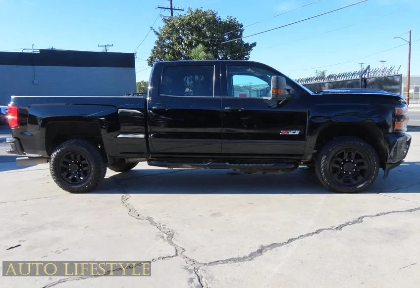 2017 Chevrolet Silverado Heavy Duty 2nd Gen - Image 11 of 21