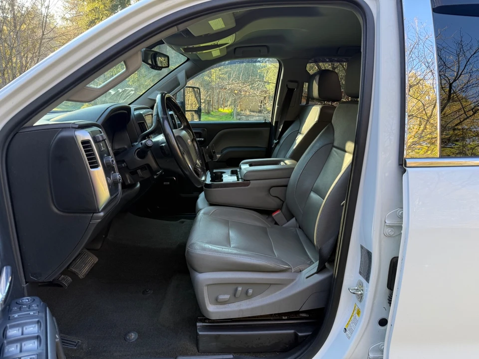 2017 Chevrolet Silverado Heavy Duty 2nd Gen - Image 16 of 21