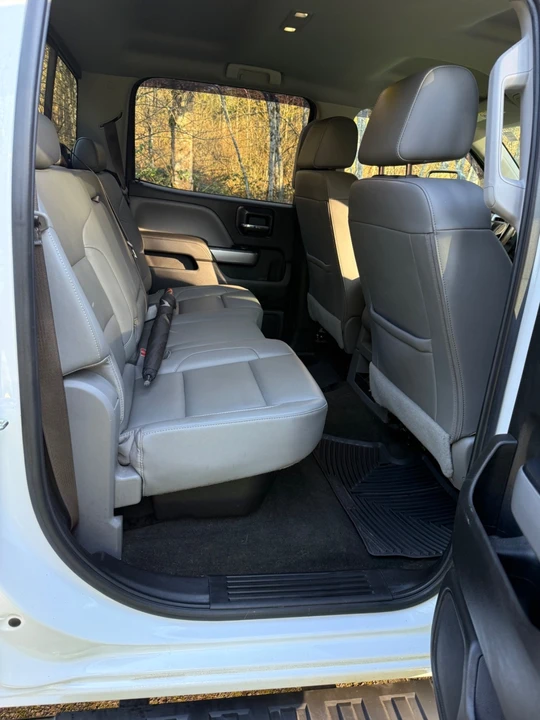 2017 Chevrolet Silverado Heavy Duty 2nd Gen - Image 11 of 21