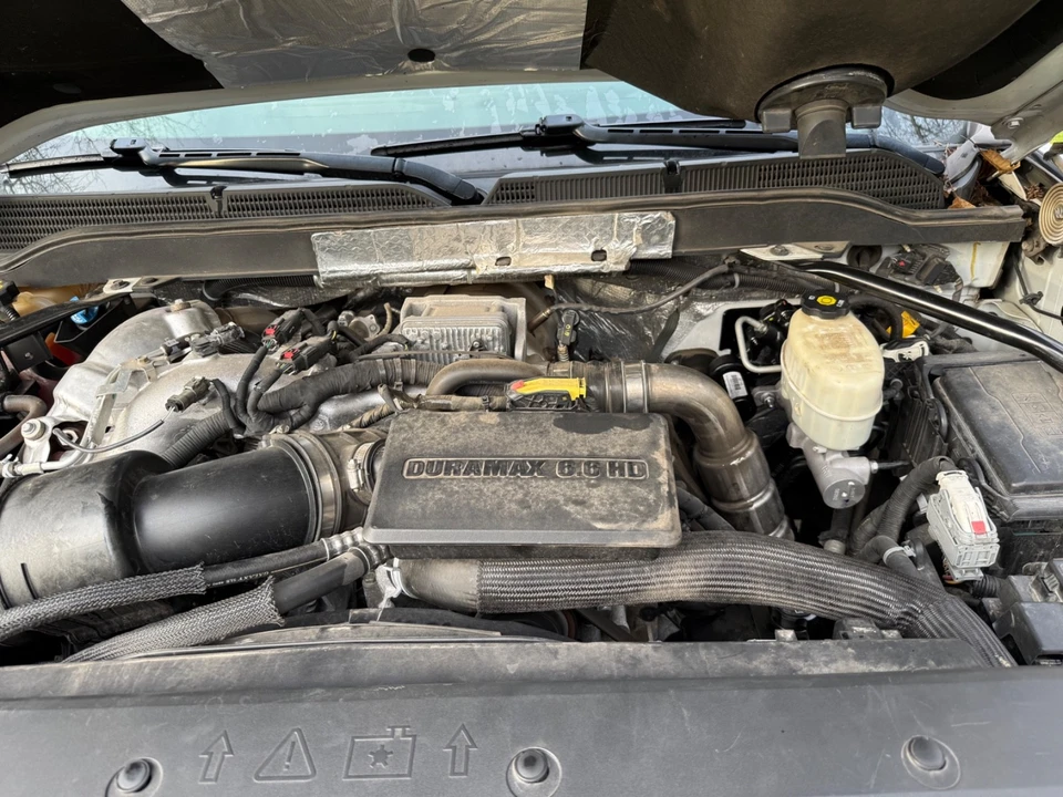 2017 Chevrolet Silverado Heavy Duty 2nd Gen - Image 8 of 21