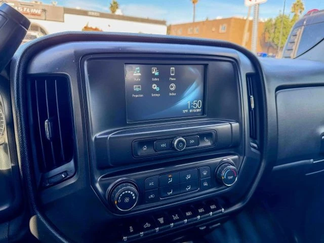2017 Chevrolet Silverado Heavy Duty 3rd Gen - Image 26 of 30
