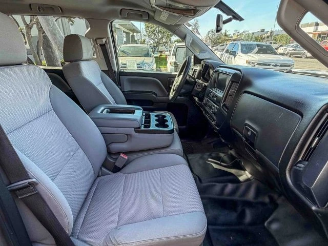 2017 Chevrolet Silverado Heavy Duty 3rd Gen - Image 16 of 30