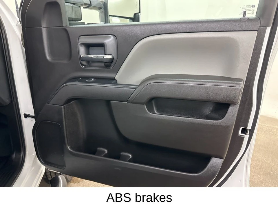 2017 Chevrolet Silverado Heavy Duty 3rd Gen - Image 20 of 21