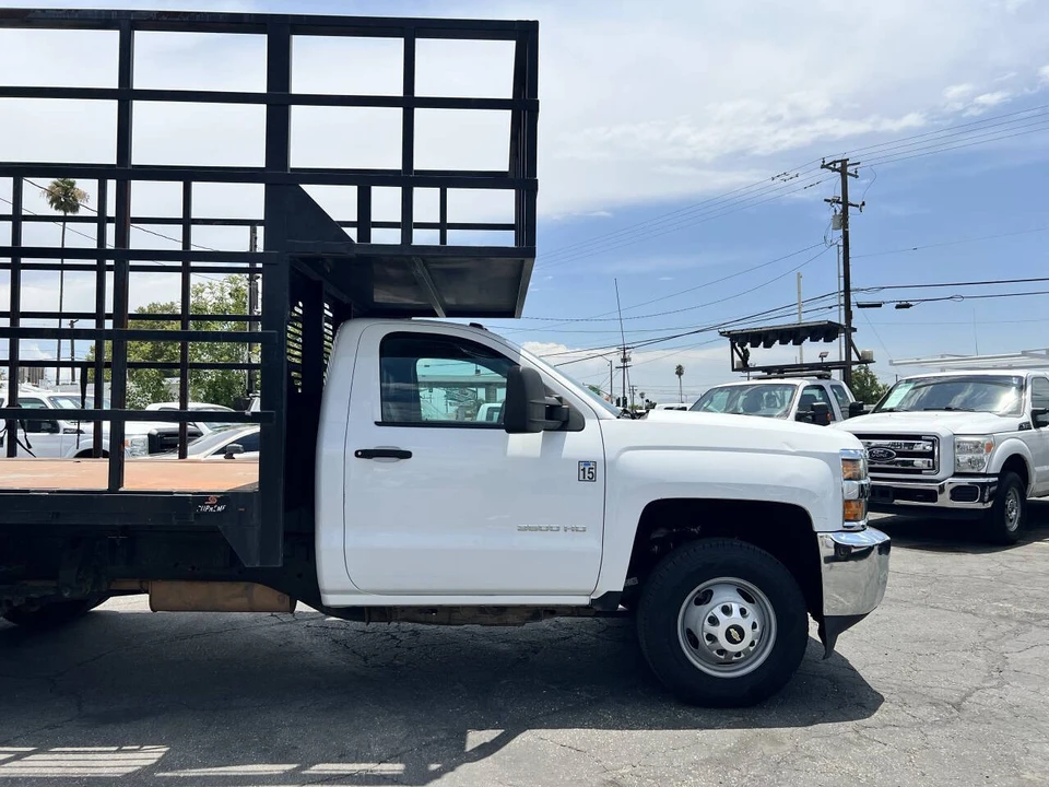 2017 Chevrolet Silverado Heavy Duty 3rd Gen - Image 5 of 17