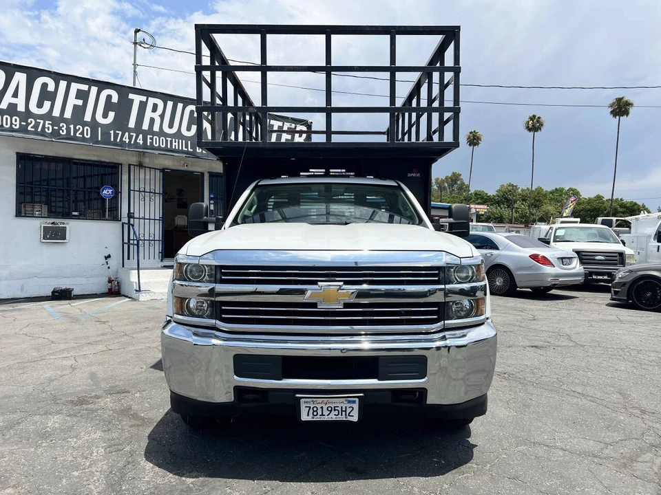 2017 Chevrolet Silverado Heavy Duty 3rd Gen - Image 2 of 17