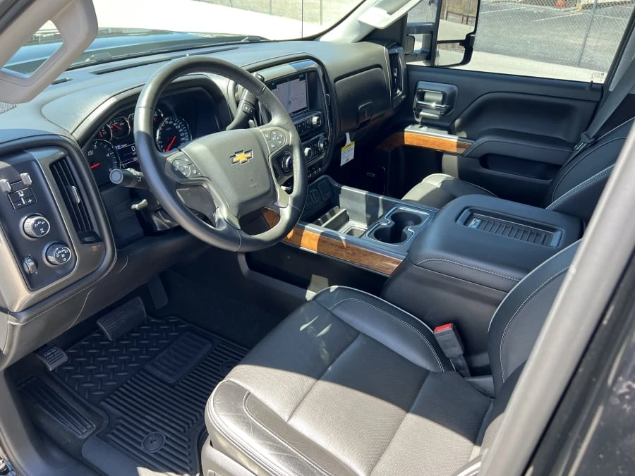 2017 Chevrolet Silverado Heavy Duty 3rd Gen - Image 10 of 21