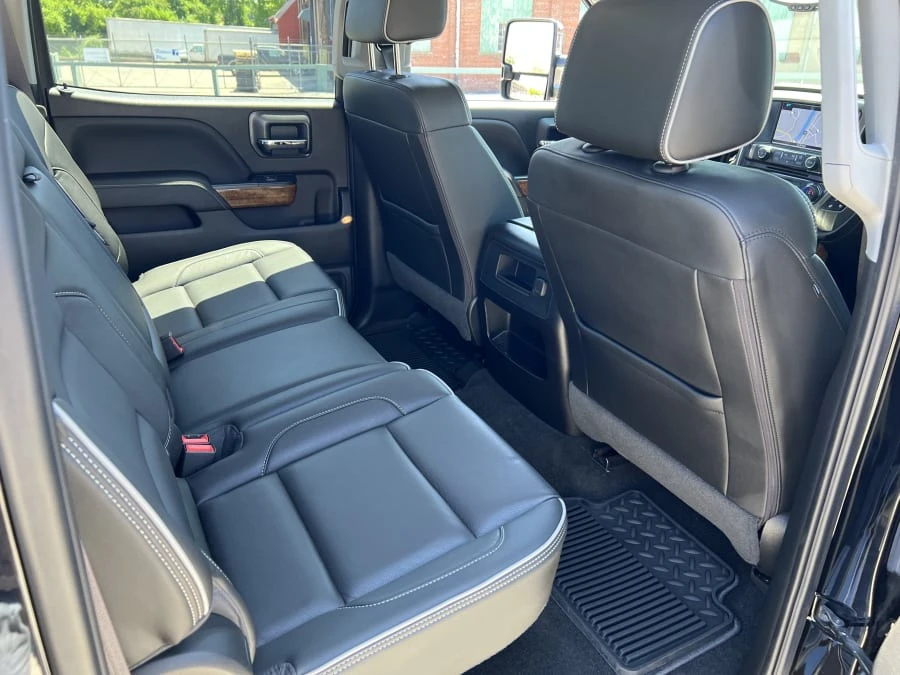 2017 Chevrolet Silverado Heavy Duty 3rd Gen - Image 13 of 21