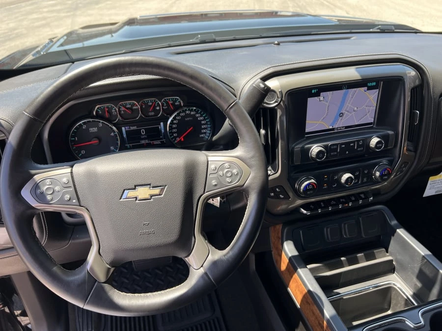 2017 Chevrolet Silverado Heavy Duty 3rd Gen - Image 9 of 21