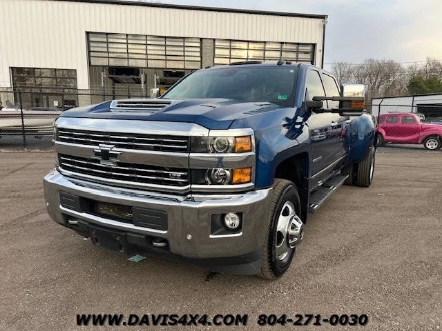 2017 Chevrolet Silverado Heavy Duty 3rd Gen - Image 2 of 12