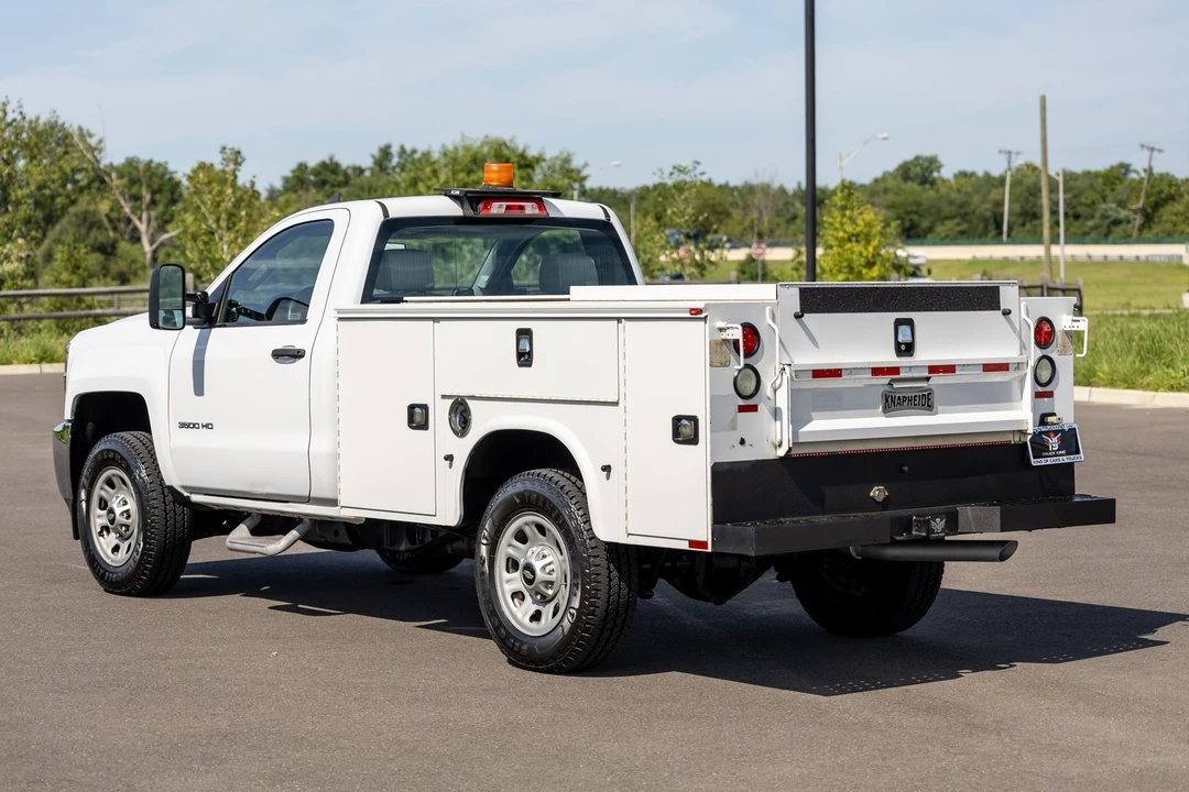 2017 Chevrolet Silverado Heavy Duty 3rd Gen - Image 8 of 31