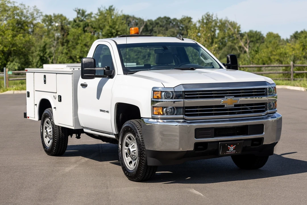 2017 Chevrolet Silverado Heavy Duty 3rd Gen - Image 16 of 31
