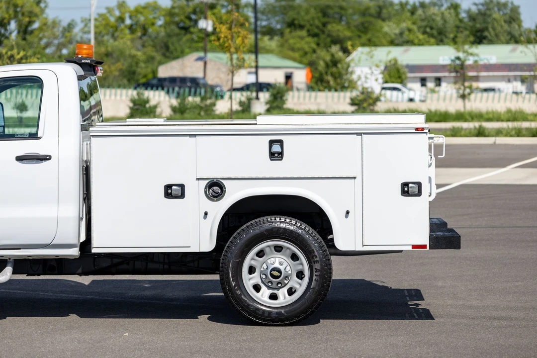 2017 Chevrolet Silverado Heavy Duty 3rd Gen - Image 7 of 31