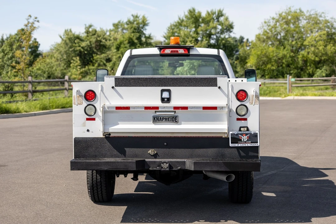 2017 Chevrolet Silverado Heavy Duty 3rd Gen - Image 10 of 31