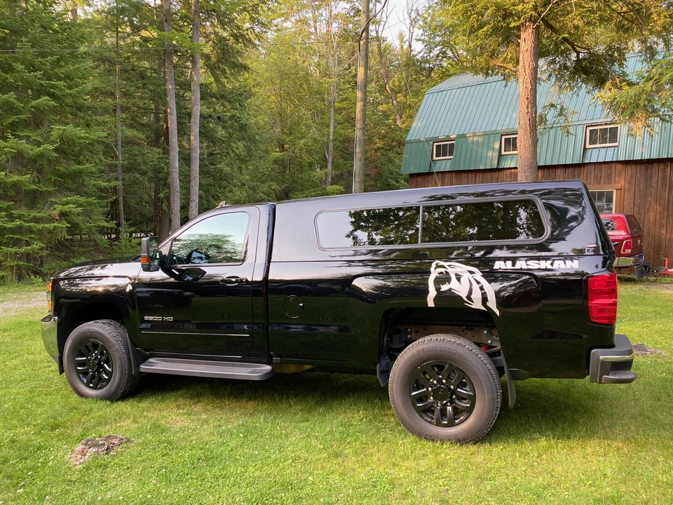 2017 Chevrolet Silverado Heavy Duty 3rd Gen - Image 9 of 27