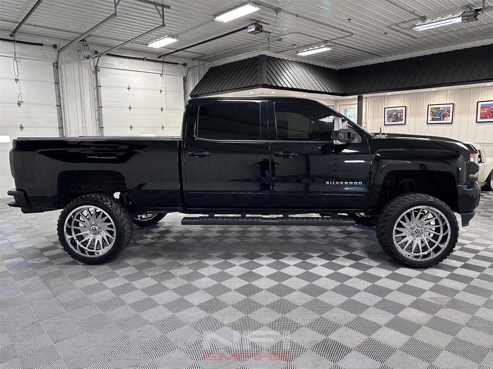 2017 Chevrolet Silverado 3rd Gen - Image 7 of 31
