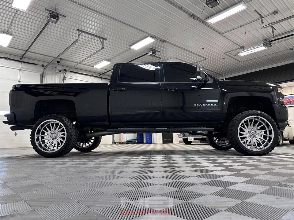 2017 Chevrolet Silverado 3rd Gen - Image 17 of 31