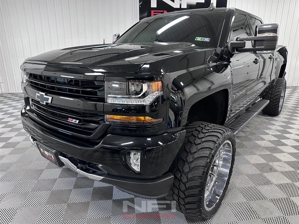2017 Chevrolet Silverado 3rd Gen - Image 3 of 31