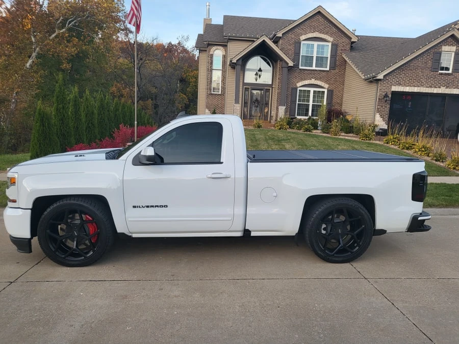 2017 Chevrolet Silverado 3rd Gen - Image 2 of 8