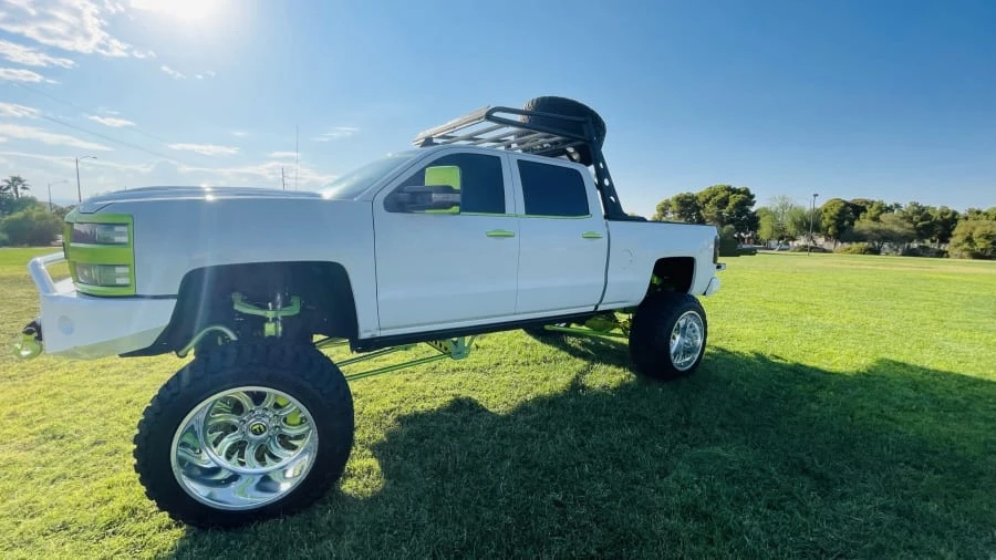 2017 Chevrolet Silverado 3rd Gen - Image 9 of 25