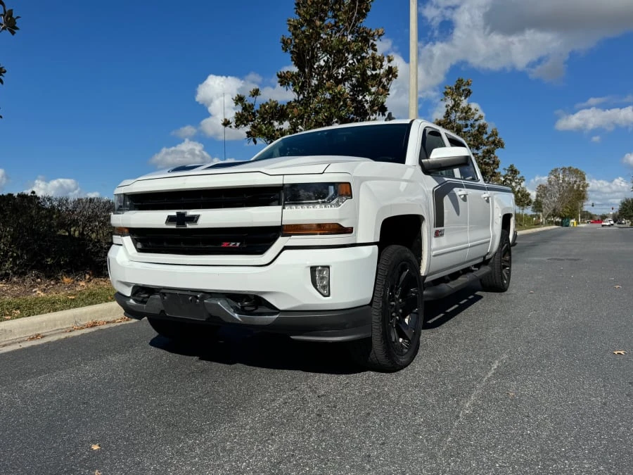 2017 Chevrolet Silverado 3rd Gen - Image 9 of 17