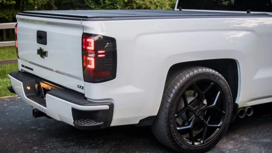2017 Chevrolet Silverado 3rd Gen - Image 6 of 12