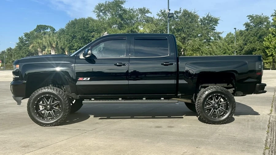 2017 Chevrolet Silverado 3rd Gen - Image 2 of 24