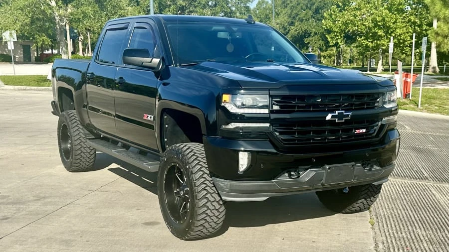 2017 Chevrolet Silverado 3rd Gen - Image 6 of 24
