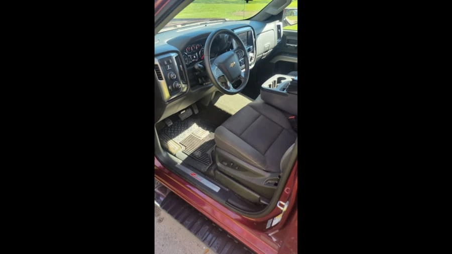 2017 Chevrolet Silverado 3rd Gen - Image 3 of 8