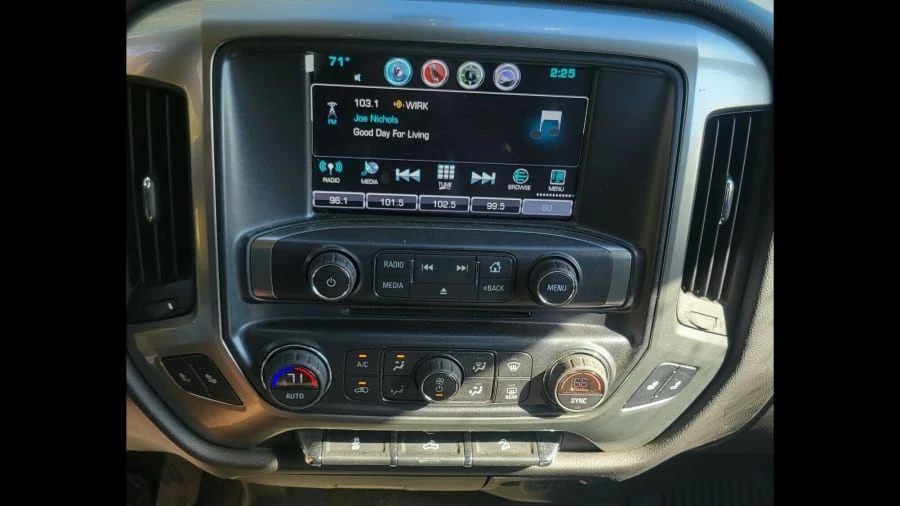 2017 Chevrolet Silverado 3rd Gen - Image 4 of 8