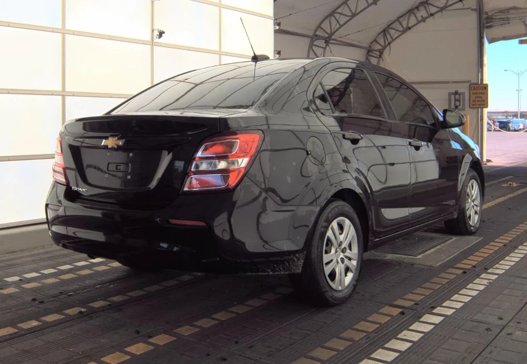 2017 Chevrolet Aveo/Sonic - Image 5 of 12
