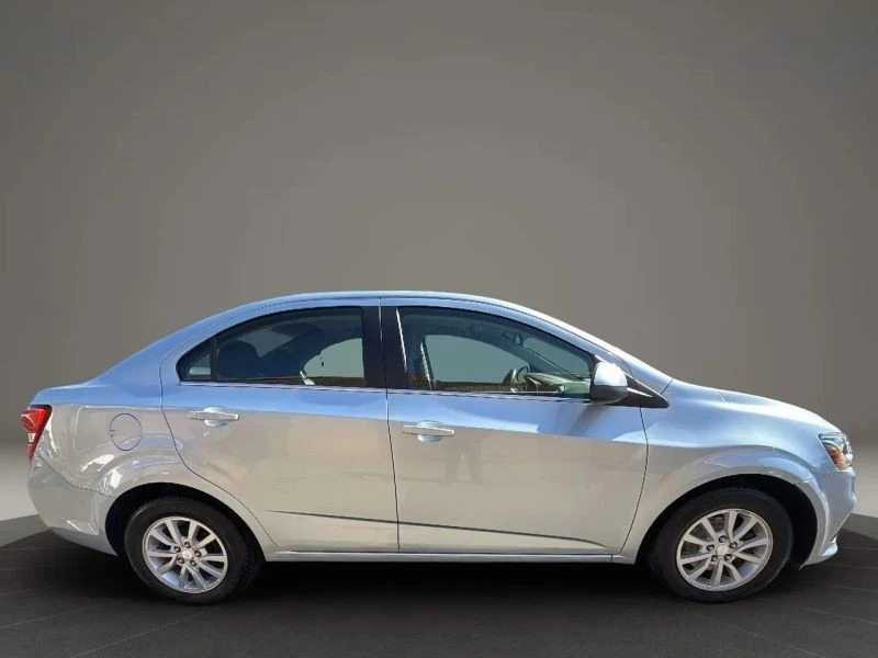 2017 Chevrolet Aveo/Sonic - Image 4 of 12