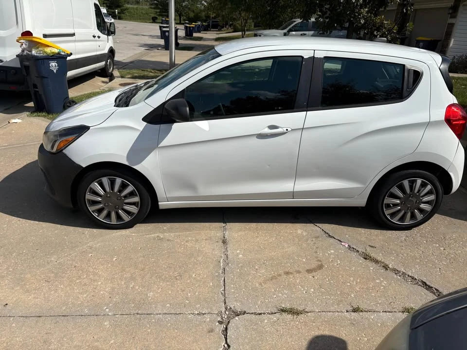 2017 Chevrolet Spark - Image 2 of 5