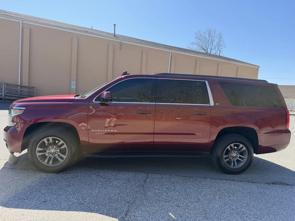 2017 Chevrolet Suburban 11th Gen - Image 3 of 20