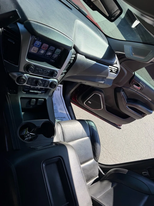 2017 Chevrolet Suburban 11th Gen - Image 18 of 20
