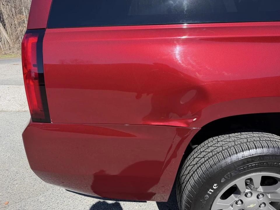 2017 Chevrolet Suburban 11th Gen - Image 10 of 20