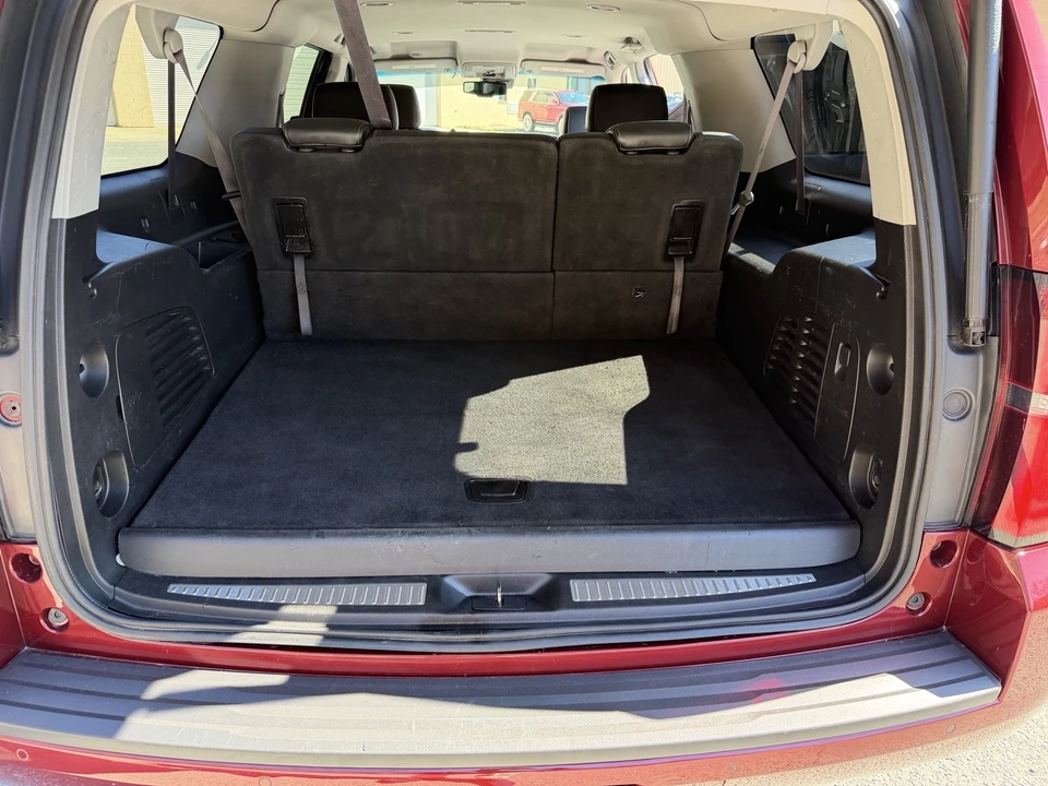 2017 Chevrolet Suburban 11th Gen - Image 16 of 20