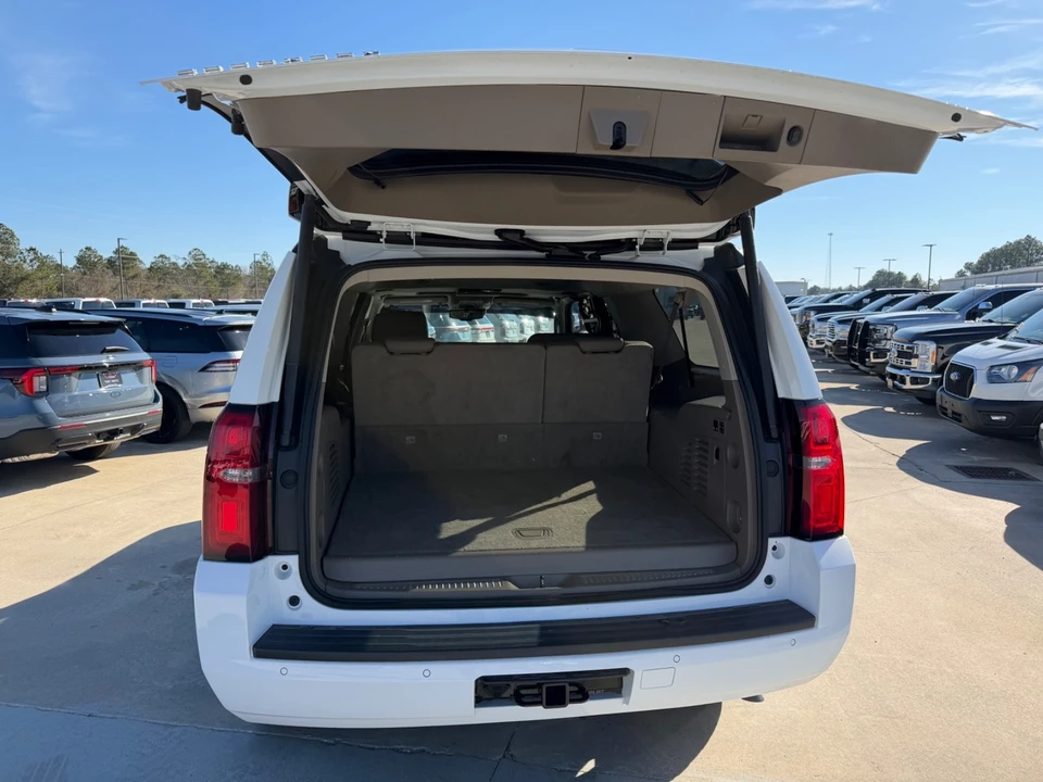 2017 Chevrolet Suburban 12th Gen - Image 11 of 21