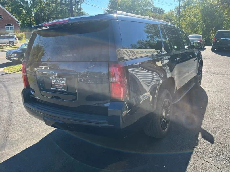 2017 Chevrolet Suburban 11th Gen - Image 6 of 12