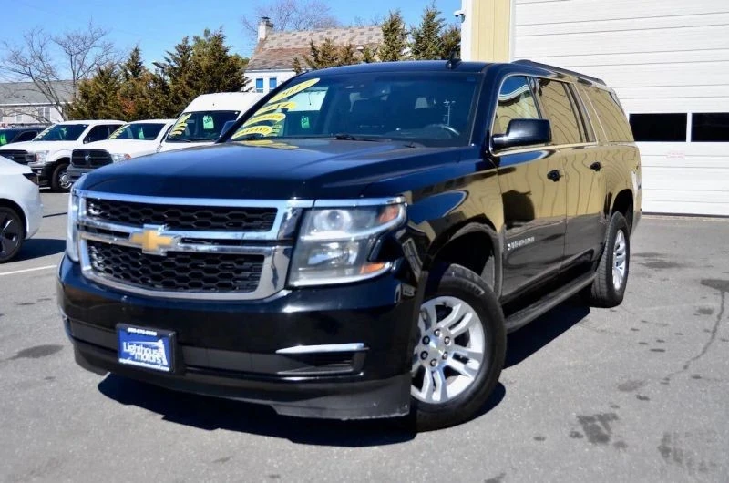 2017 Chevrolet Suburban 11th Gen - Image 2 of 12