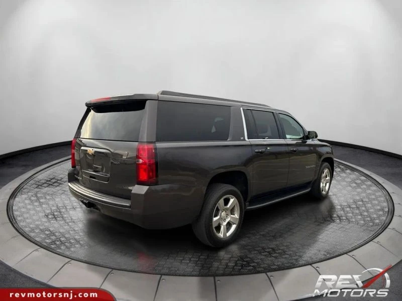2017 Chevrolet Suburban 11th Gen - Image 5 of 12