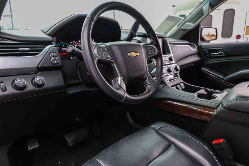 2017 Chevrolet Suburban 12th Gen - Image 7 of 12