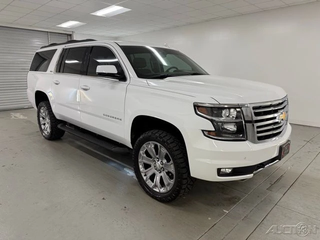 2017 Chevrolet Suburban 11th Gen - Image 3 of 12