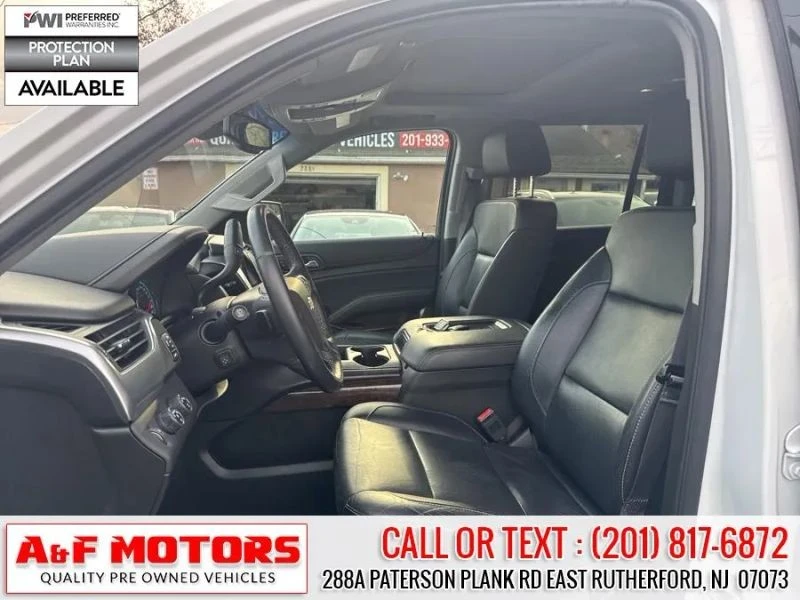 2017 Chevrolet Suburban 12th Gen - Image 9 of 12