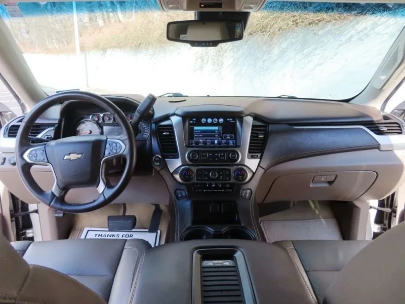 2017 Chevrolet Suburban 11th Gen - Image 6 of 12