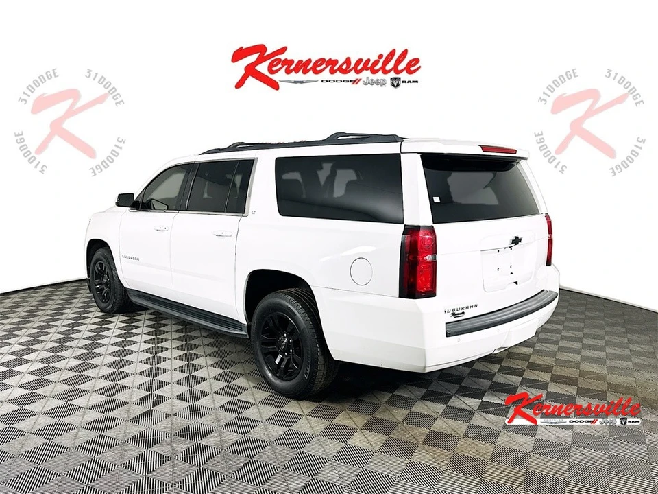 2017 Chevrolet Suburban 12th Gen - Image 5 of 21