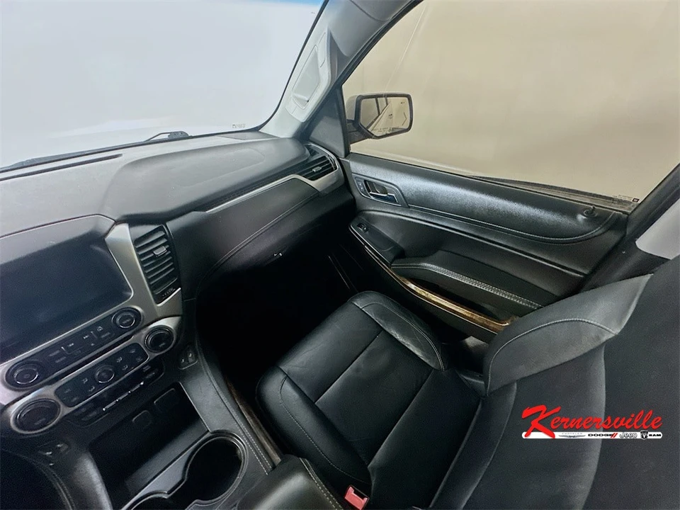 2017 Chevrolet Suburban 12th Gen - Image 11 of 21