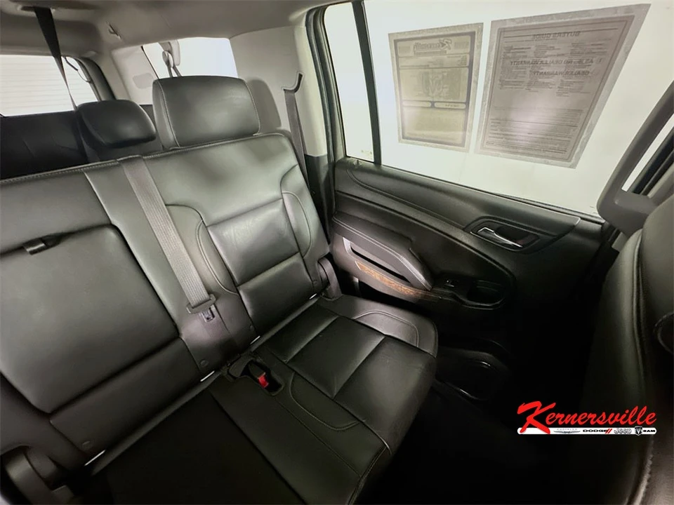 2017 Chevrolet Suburban 12th Gen - Image 14 of 21