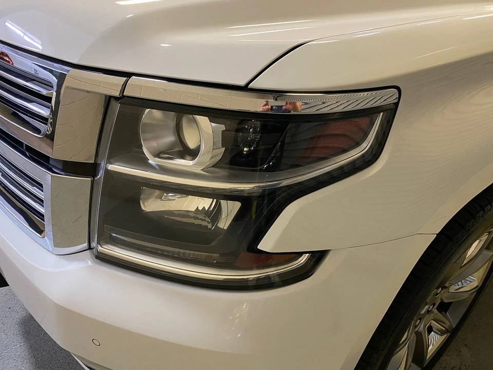 2017 Chevrolet Suburban 12th Gen - Image 10 of 21