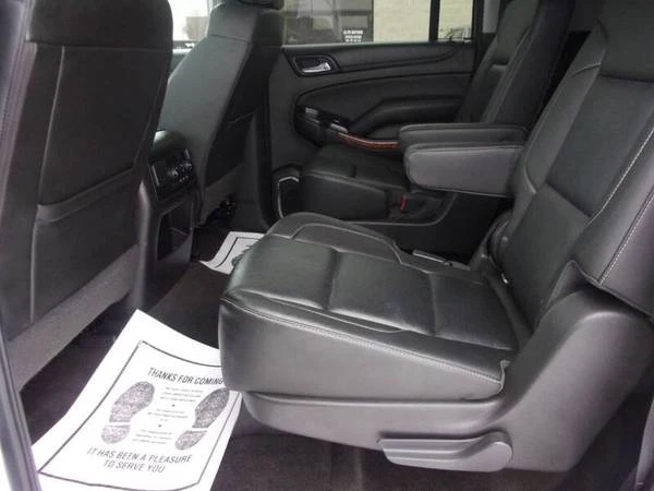 2017 Chevrolet Suburban 11th Gen - Image 17 of 21